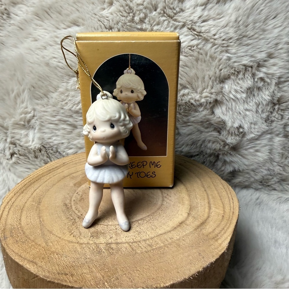 Precious Moments Vintage Christmas Ornament